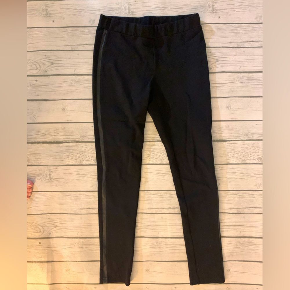 Francesca’s Quinn thick black leggings-large